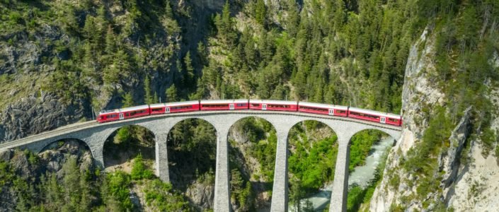 Panoramic Train Tours of Switzerland, Luxury and Confort